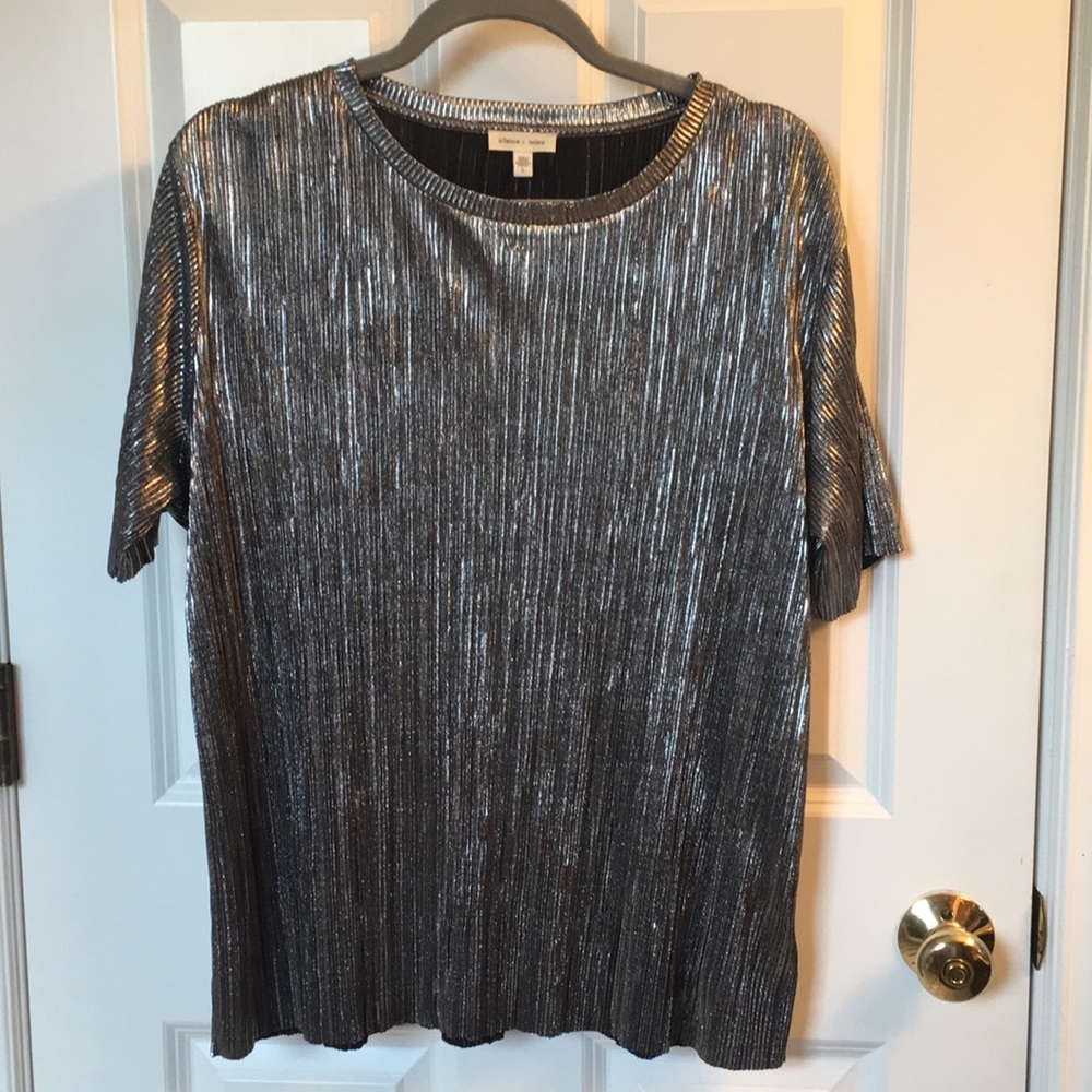 Silver metallic ribbed t-shirt